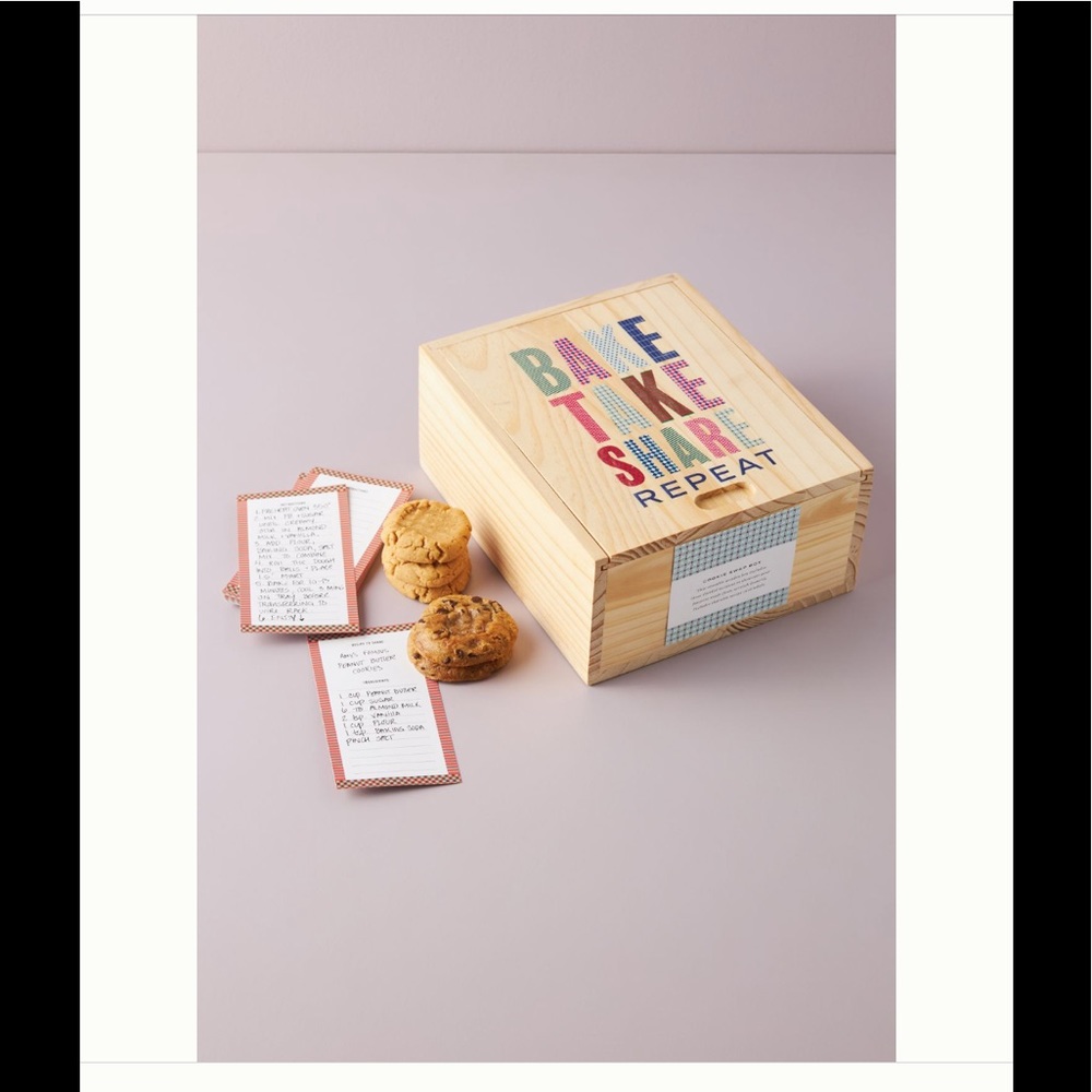 Anthropologie NWT wooden cookie🍪 swap box
